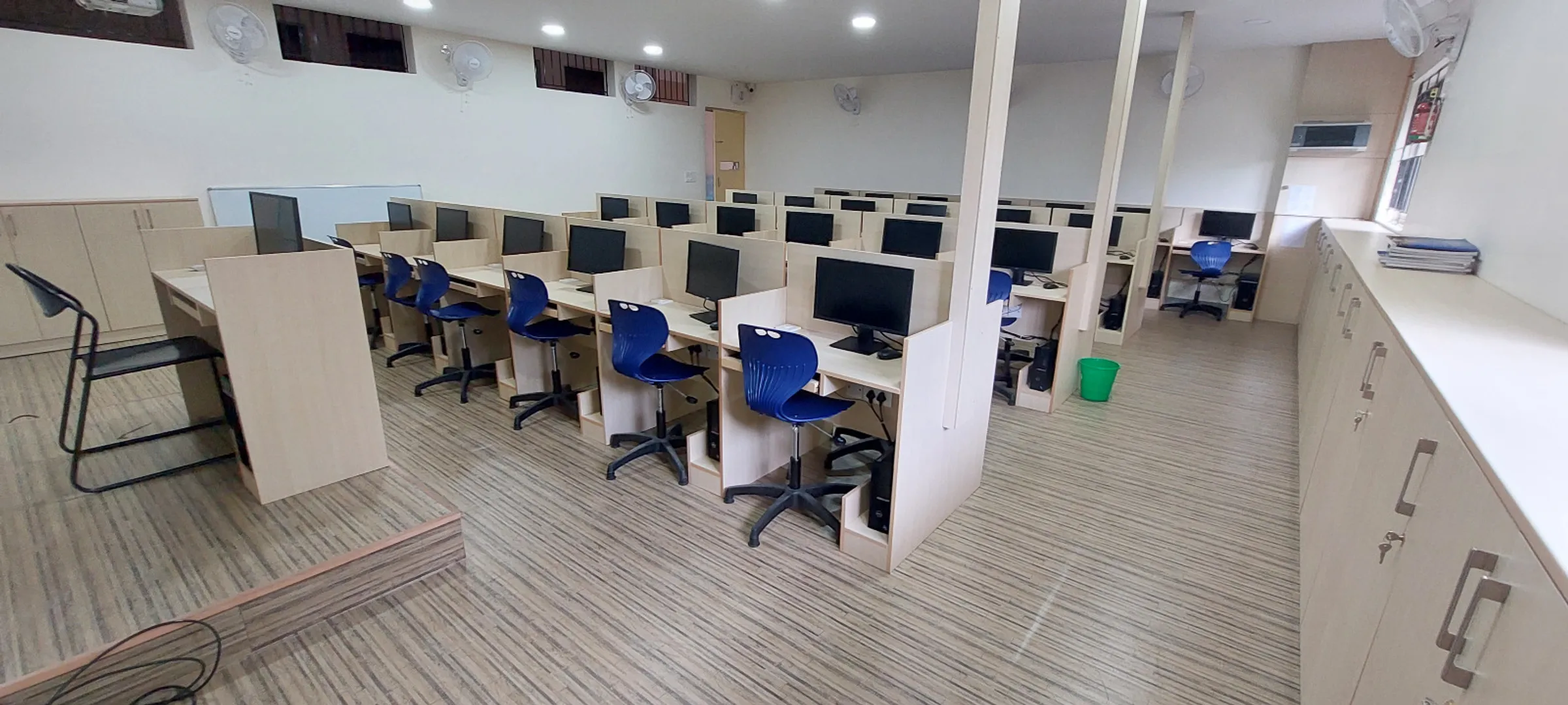 senior computer lab